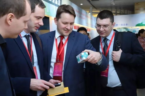 中藥大品種如何國(guó)際化 聽聽白云山 華佗再造模式